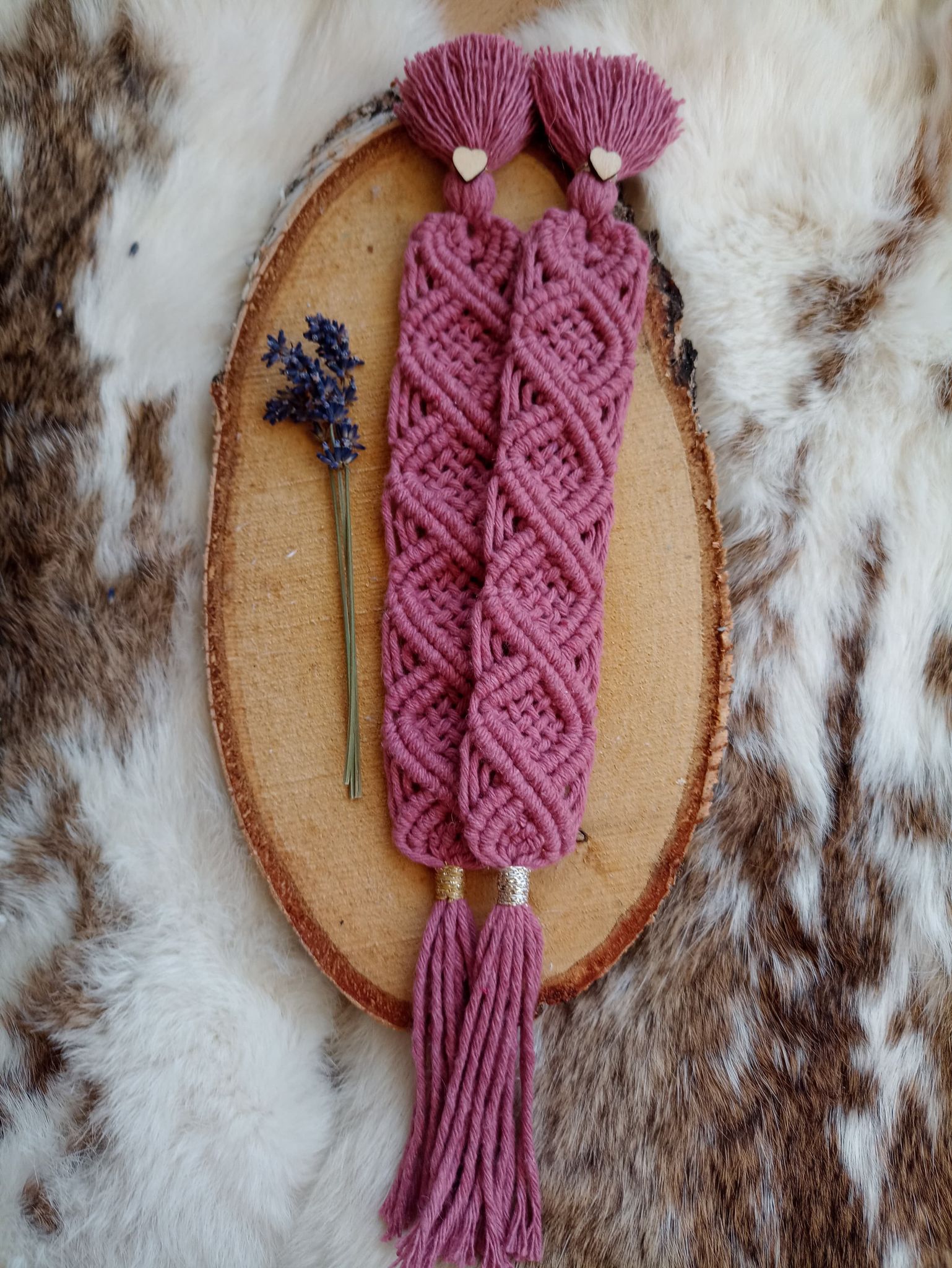 Zakładka do książki BRUDNY RÓŻ