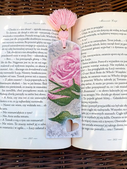 Zakładka do książki róża