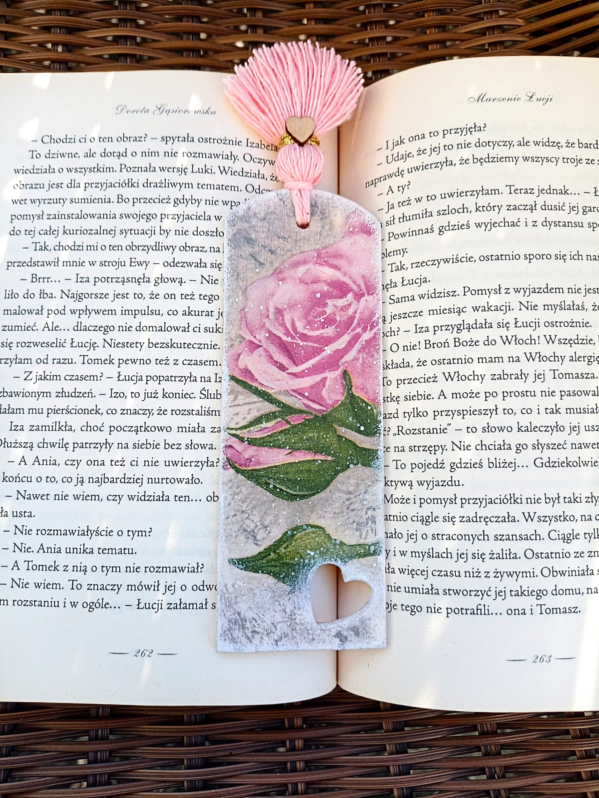 zakładka do ksiązki róża