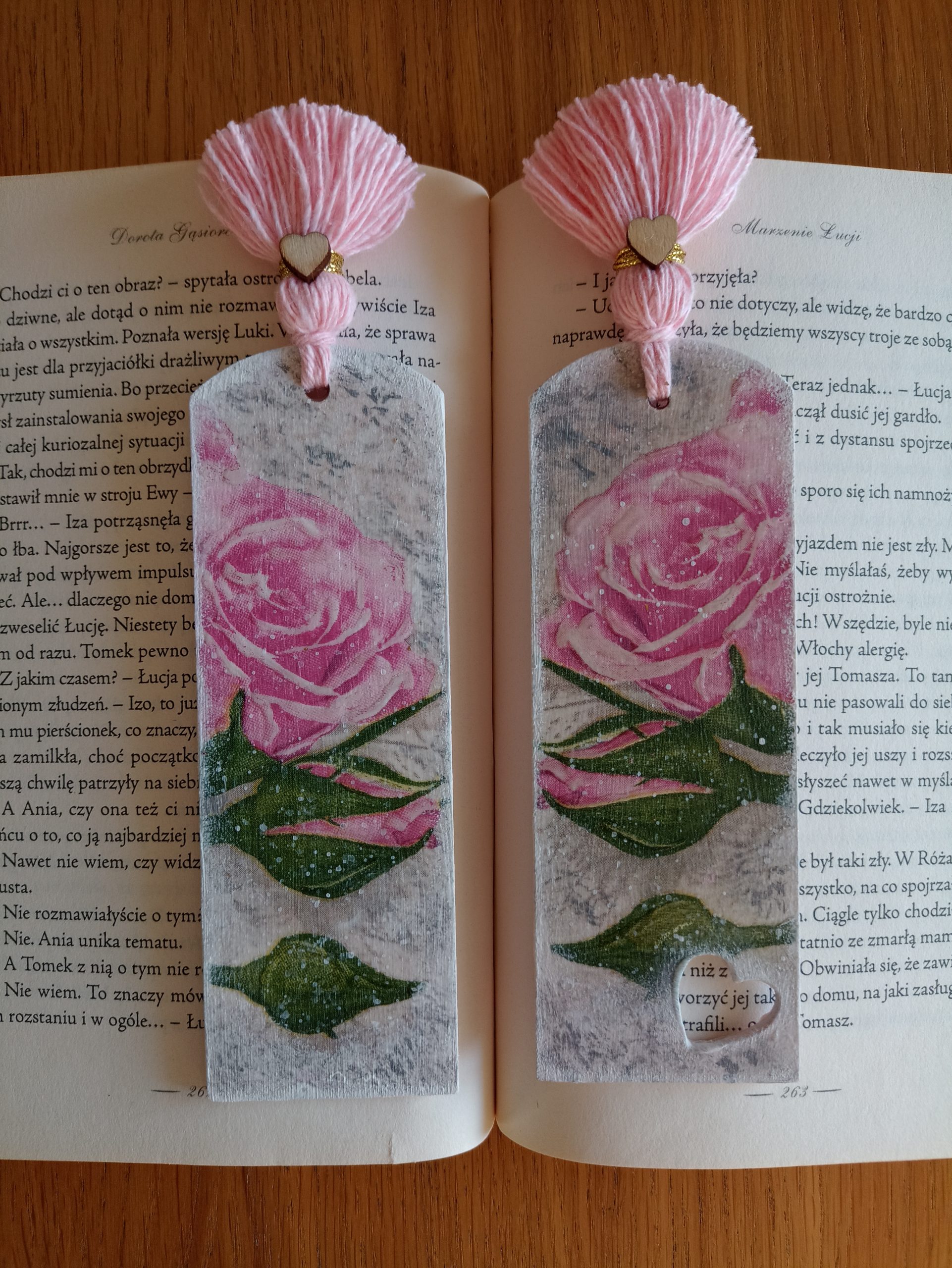 zakładka do ksiązki róża