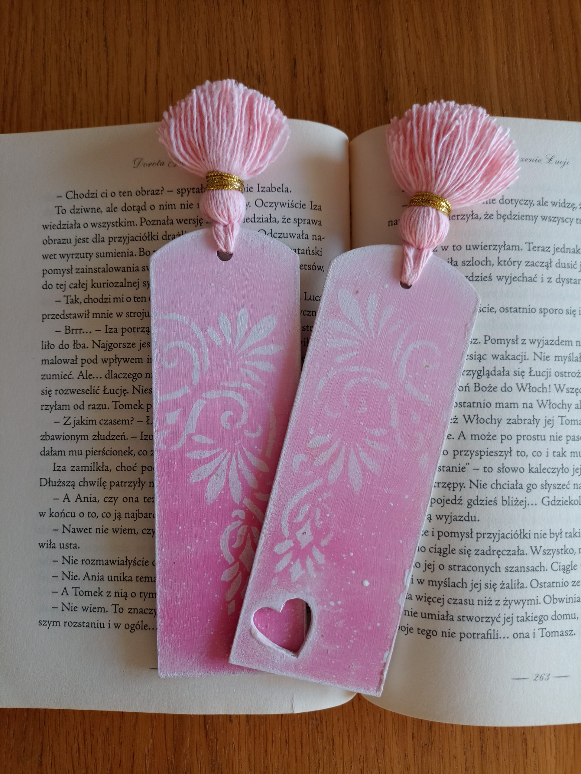zakładka do ksiązki róża