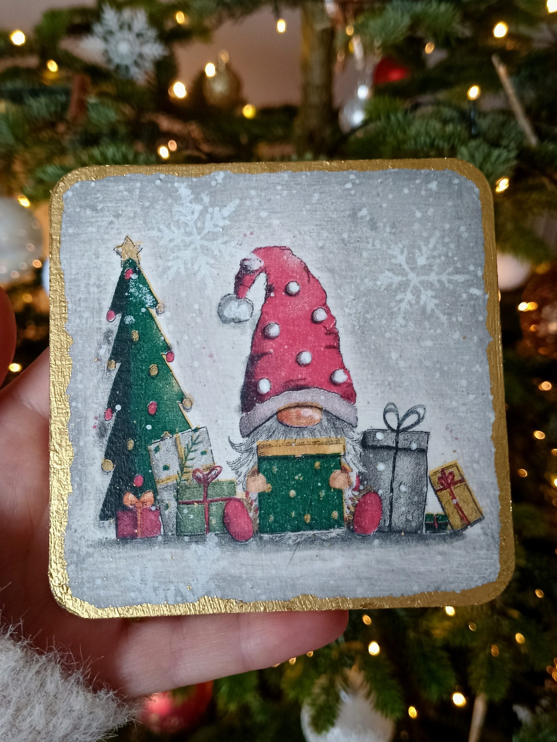 świąteczna podkładka pod kubek skrzat, boże narodzenie